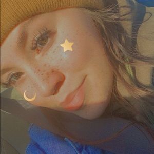 Meet your Posher, Eustina